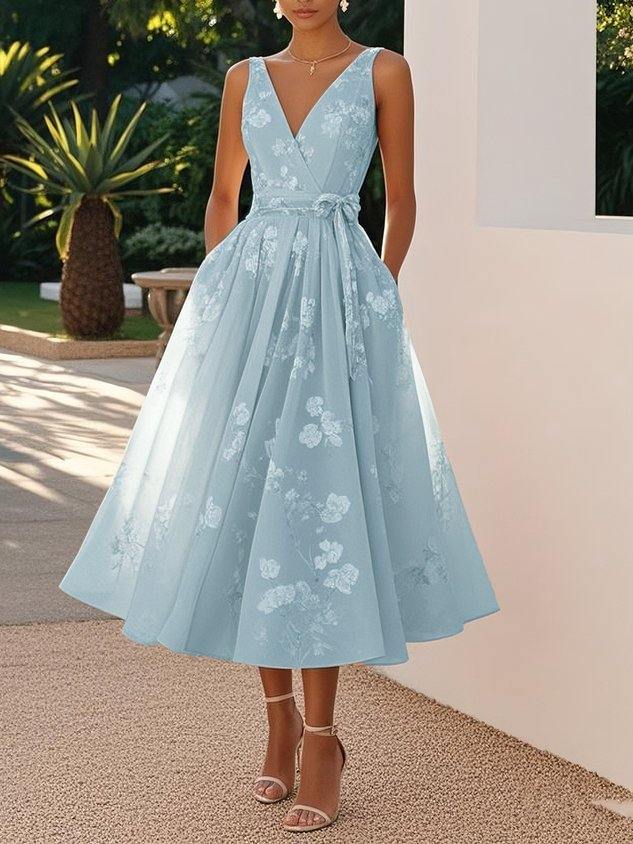 Light blue women's sleeveless vest V-neck princess dress with floral pattern and high waist design