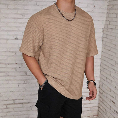 Men's loose hollow solid color short sleeve round neck t-shirt in khaki color