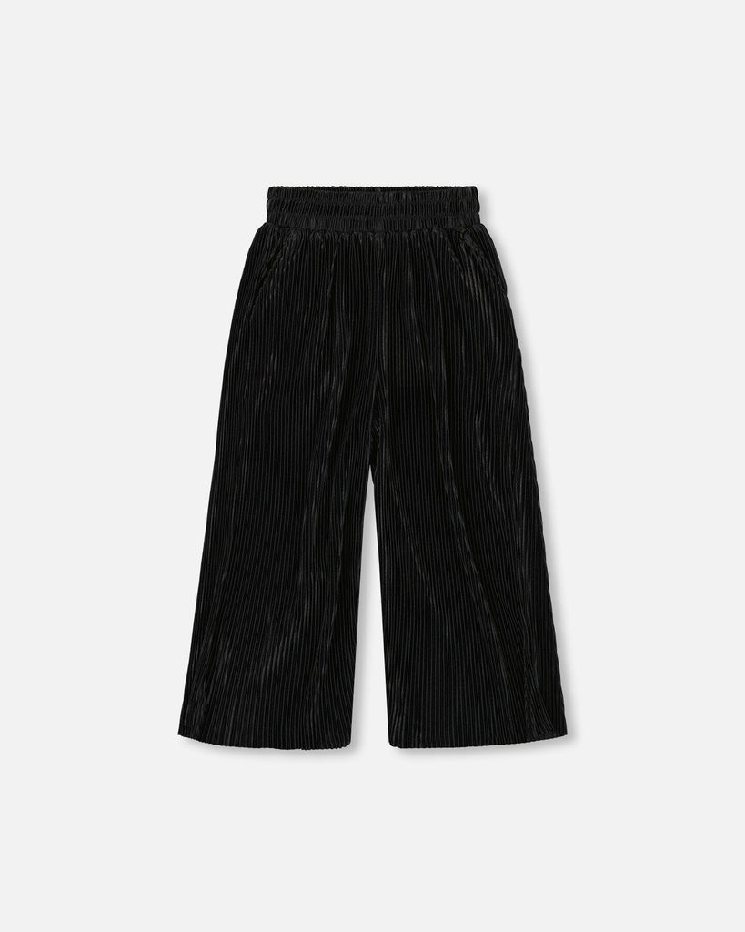 Black wide leg pleated pants with elastic waistband in lightweight jersey fabric
