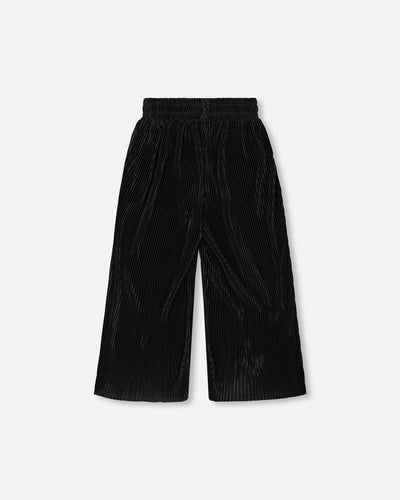 Black wide leg pleated pants with elastic waistband in lightweight jersey fabric
