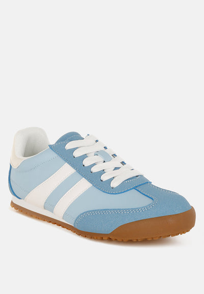 Peak Burn Casual lace-up sneakers in blue and white faux leather with rubber lug sole and flat heels