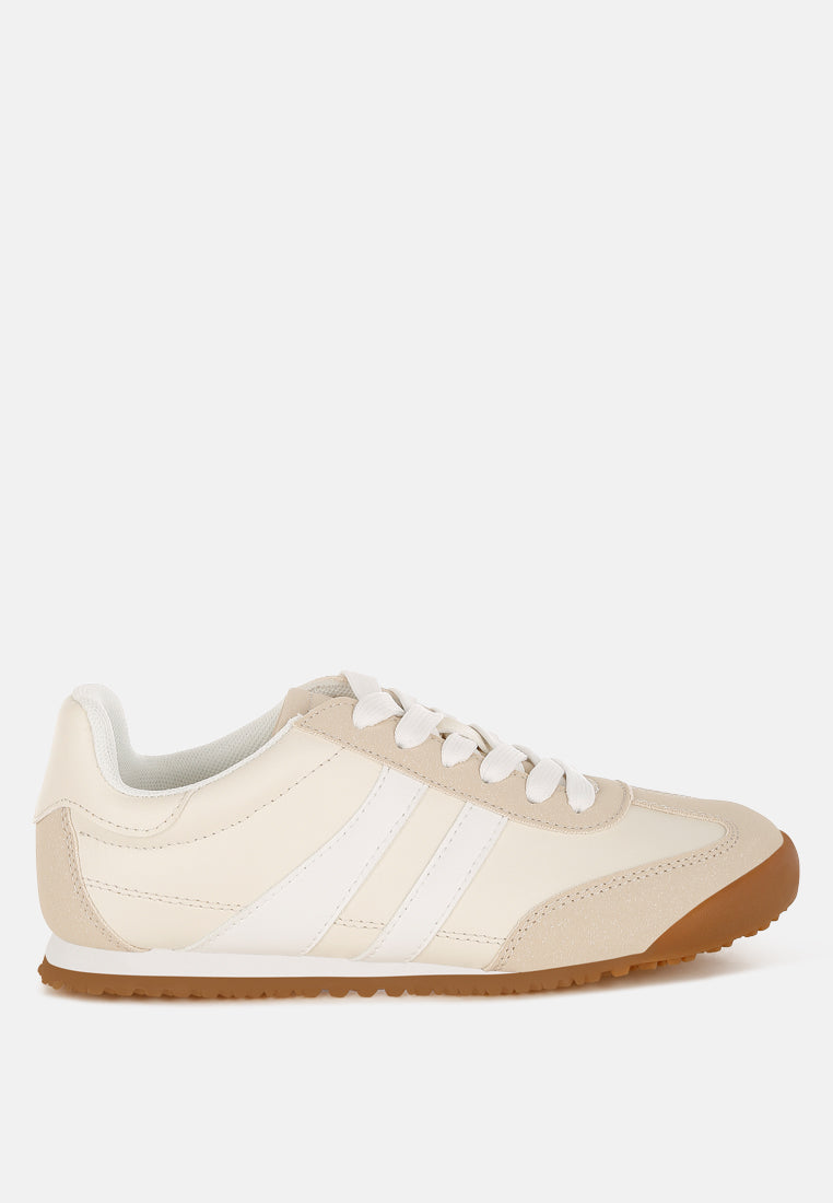 Peak Burn Casual beige lace-up sneakers with faux leather upper and anti-skid rubber sole